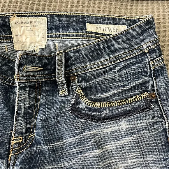 Taverniti So Courtney jeans with military patch - Picture 4 of 7